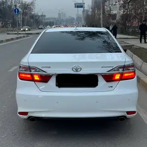 Toyota Camry, 2017