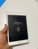 Apple iPad mini 4 64gb-7