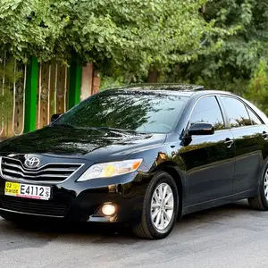 Toyota Camry, 2010