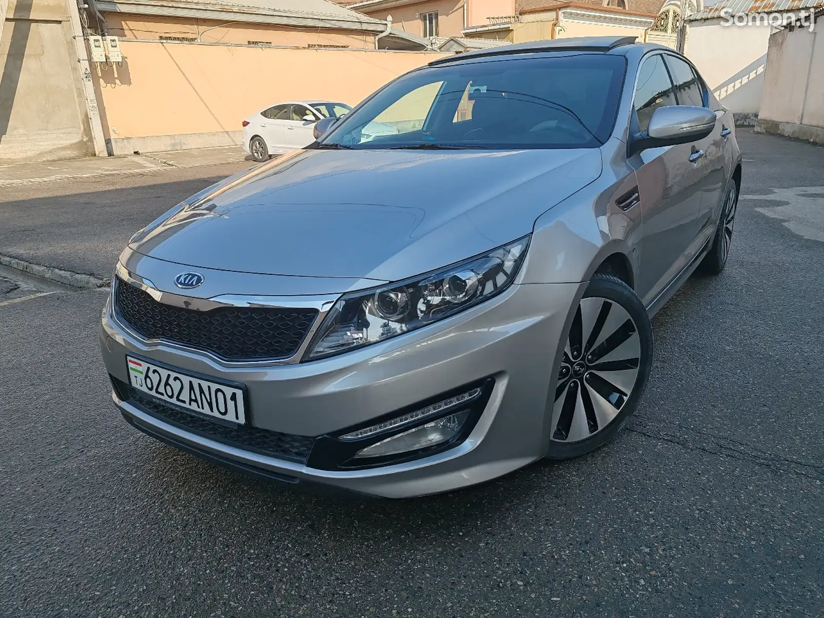 Kia K5, 2011-1