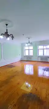 2-этажный, 10 комнатный дом, 700 м², Шохмансур, ул. Чехова-11