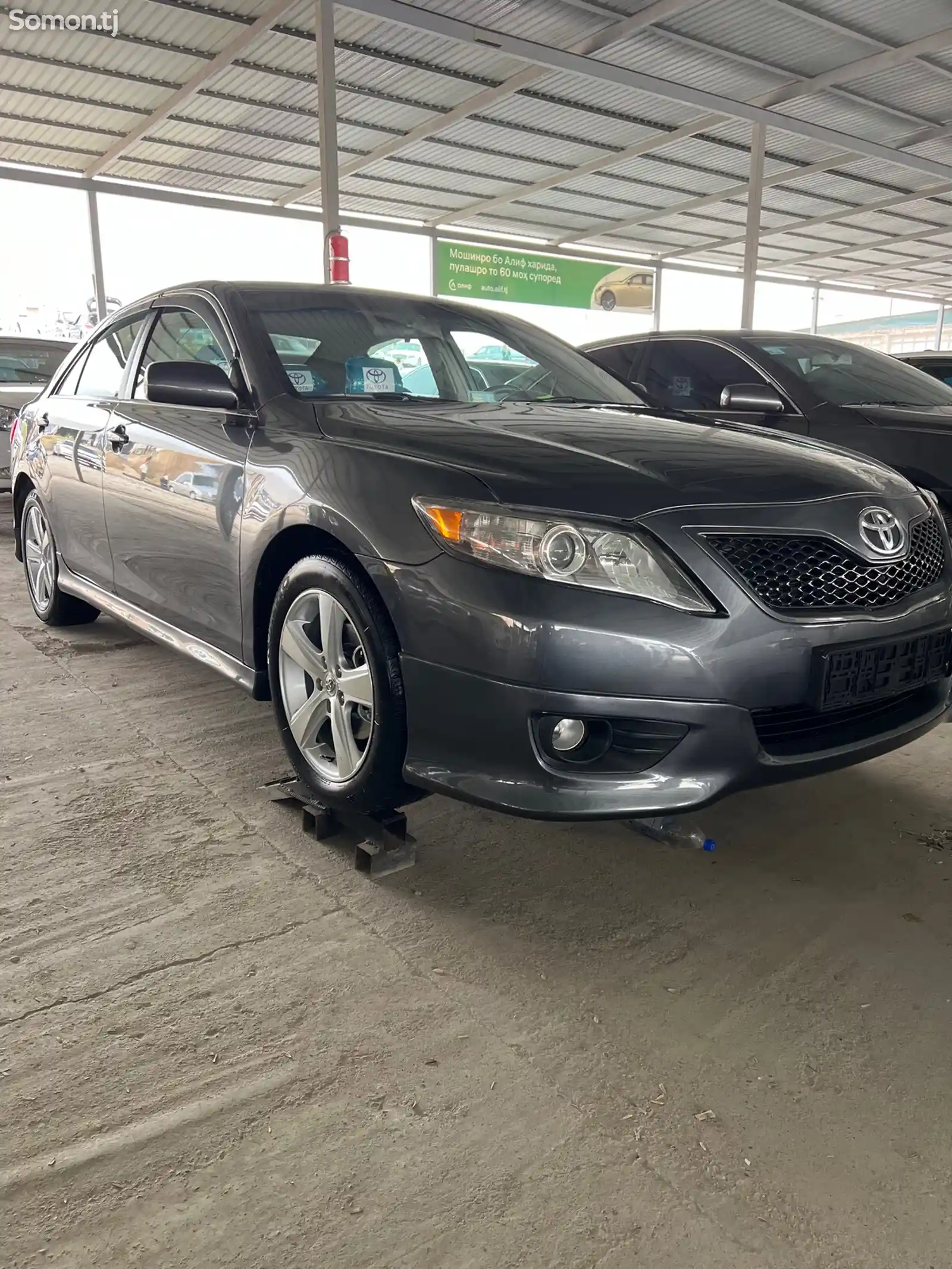 Toyota Camry, 2011-6