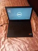 Ноутбук Dell-3