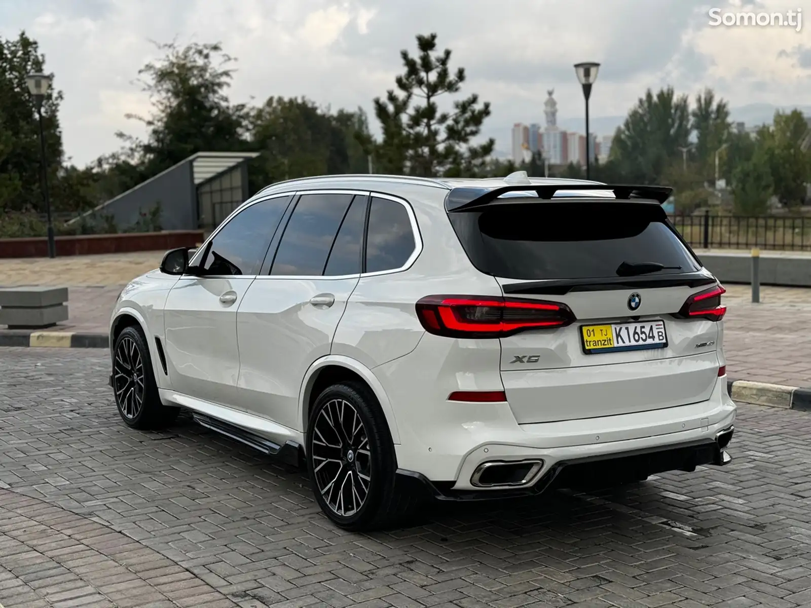 BMW X5, 2021-5