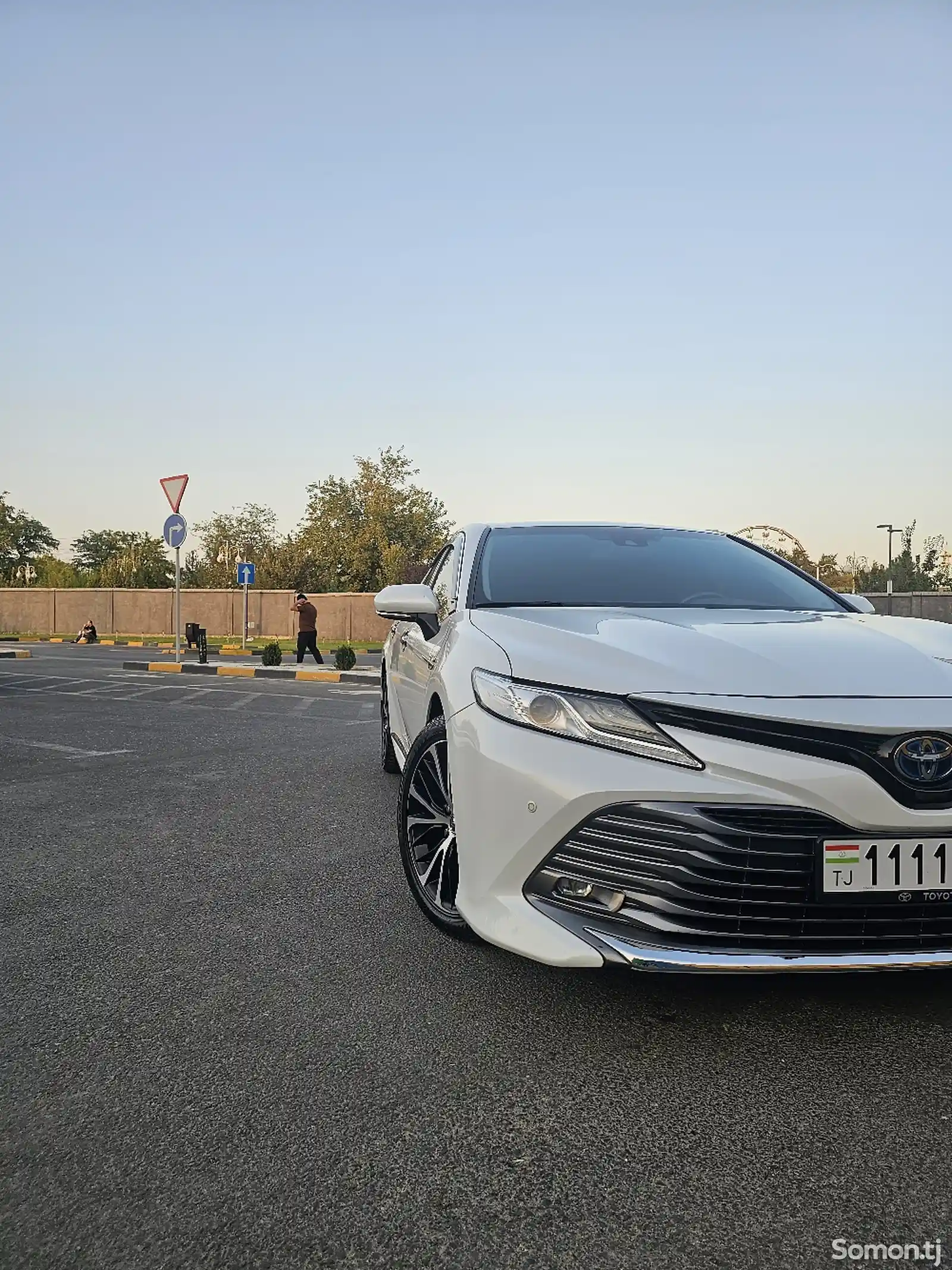 Toyota Camry, 2018-8