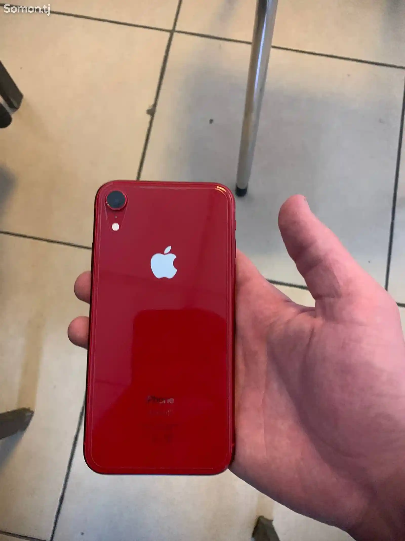 Apple iPhone Xr, 64 gb, Product Red-3