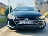 Hyundai Elantra, 2017-4