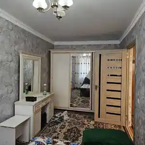 2-комн. квартира, 4 этаж, 50м², 33 мкр