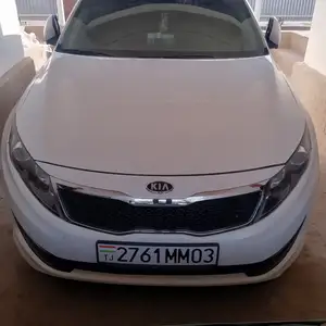 Kia K5, 2015