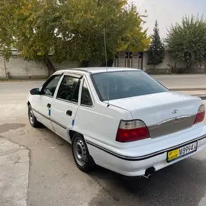 Daewoo Nexia, 1997