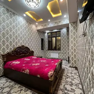 3-комн. квартира, 13 этаж, 90м², 4 дома, Поворот аэропорта