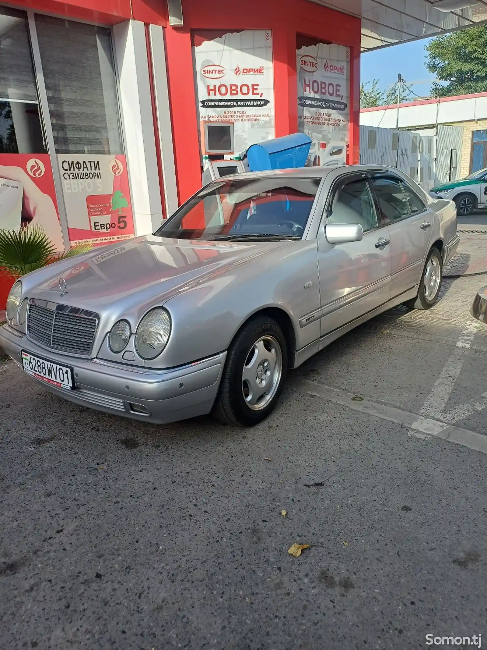 Mercedes-Benz E class, 1997-2