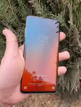 Samsung Galaxy S10+-2