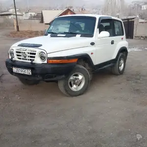 Ssang Yong Korando, 2000