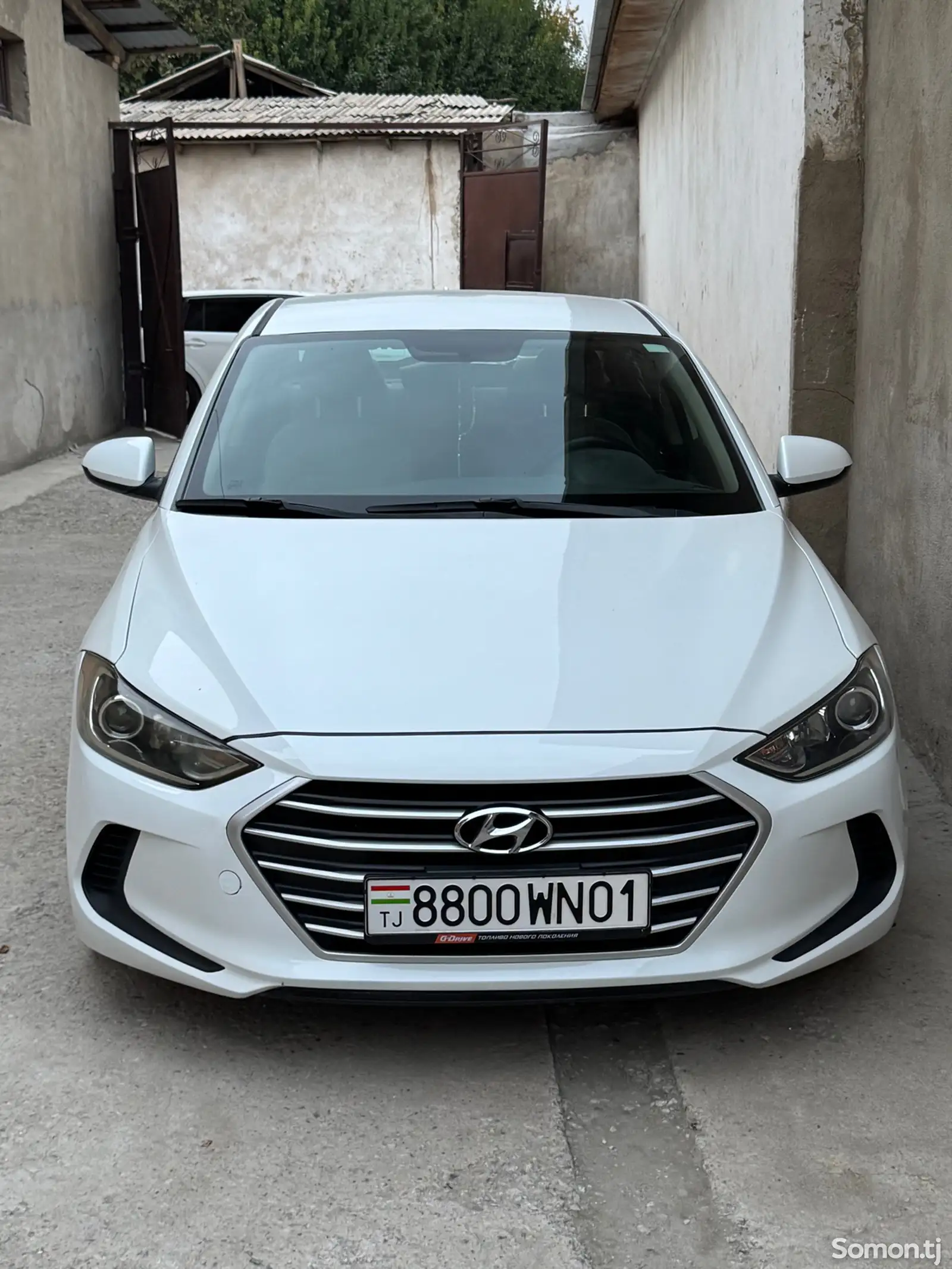 Hyundai Elantra, 2016-1