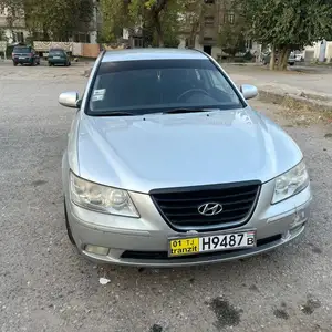 Hyundai Sonata, 2009