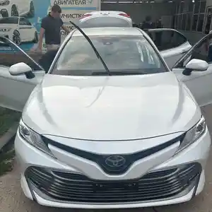 Toyota Camry, 2018