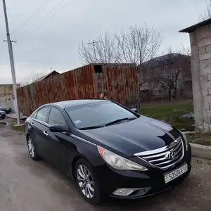 Hyundai Sonata, 2010