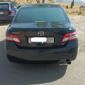 Toyota Camry, 2011