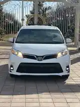 Toyota Sienna, 2015-2