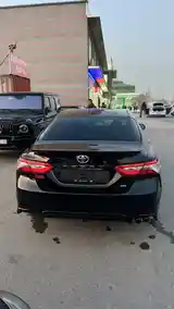 Toyota Camry, 2018-8