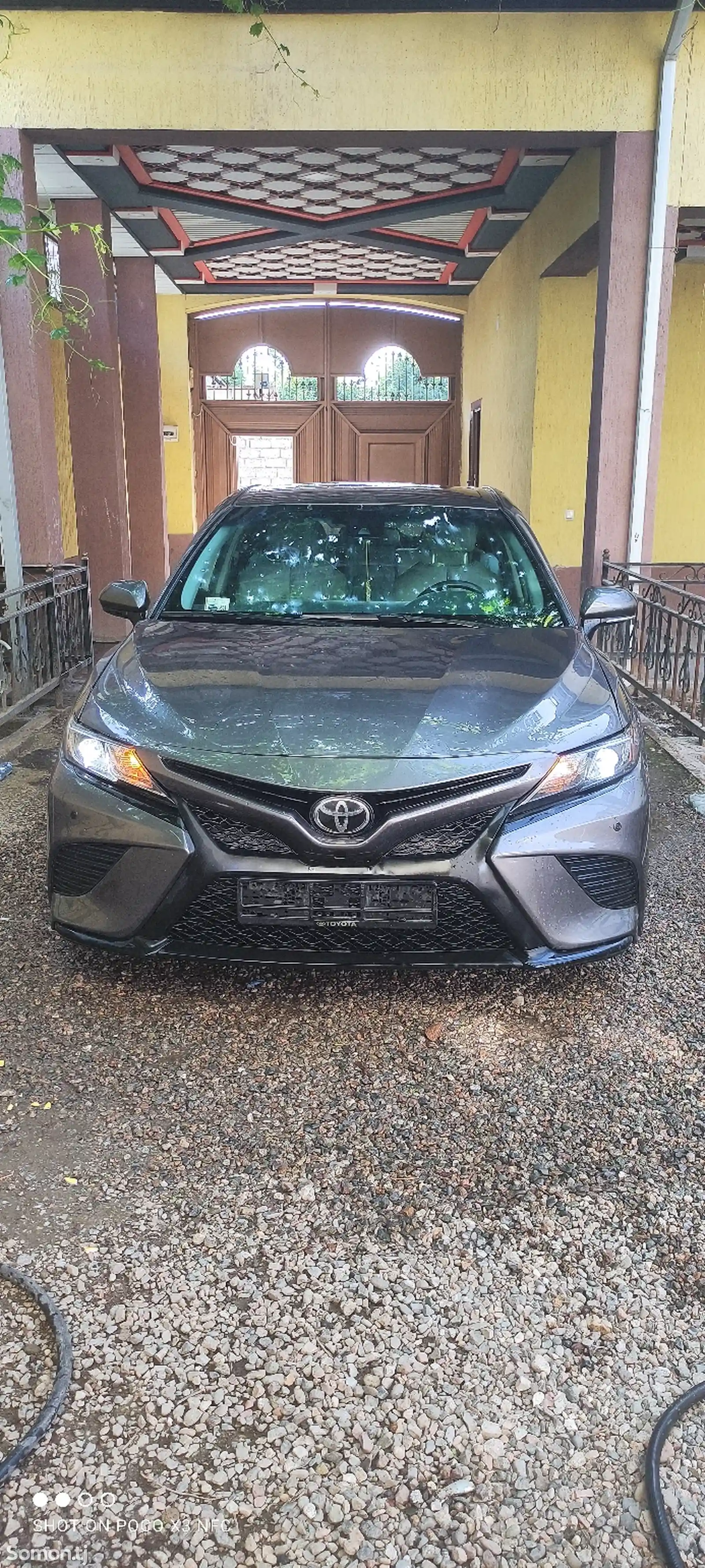 Toyota Camry, 2018-8