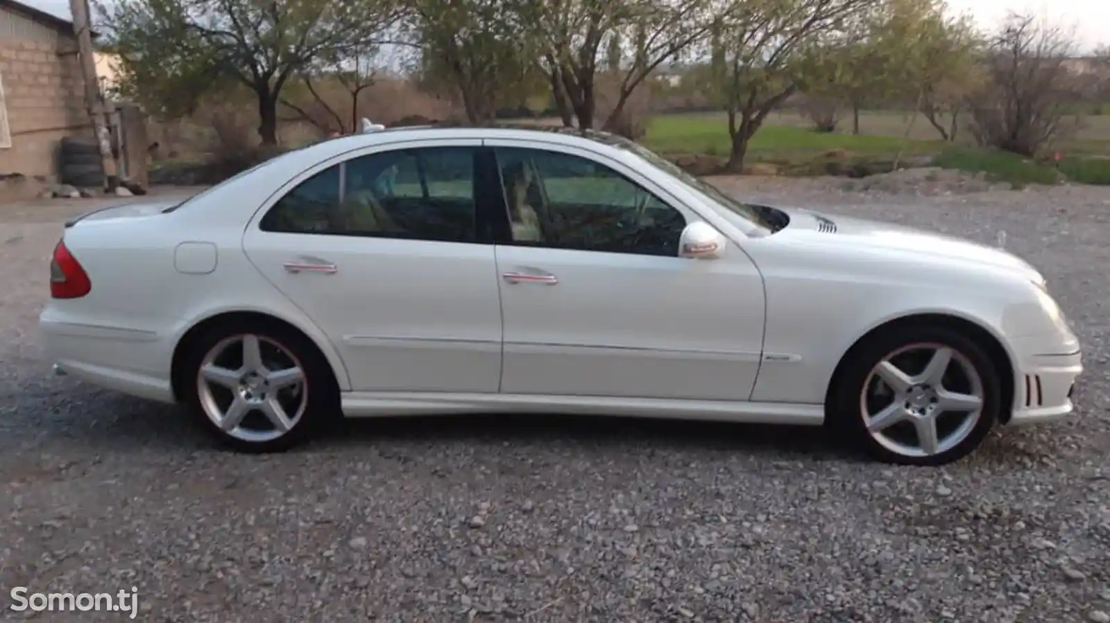 Mercedes-Benz E class, 2009-8