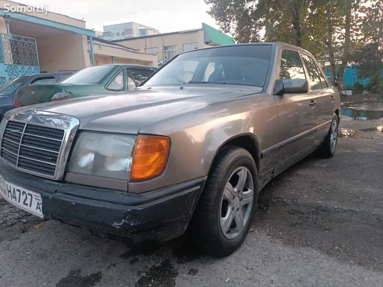 Mercedes-Benz W124, 1990-1