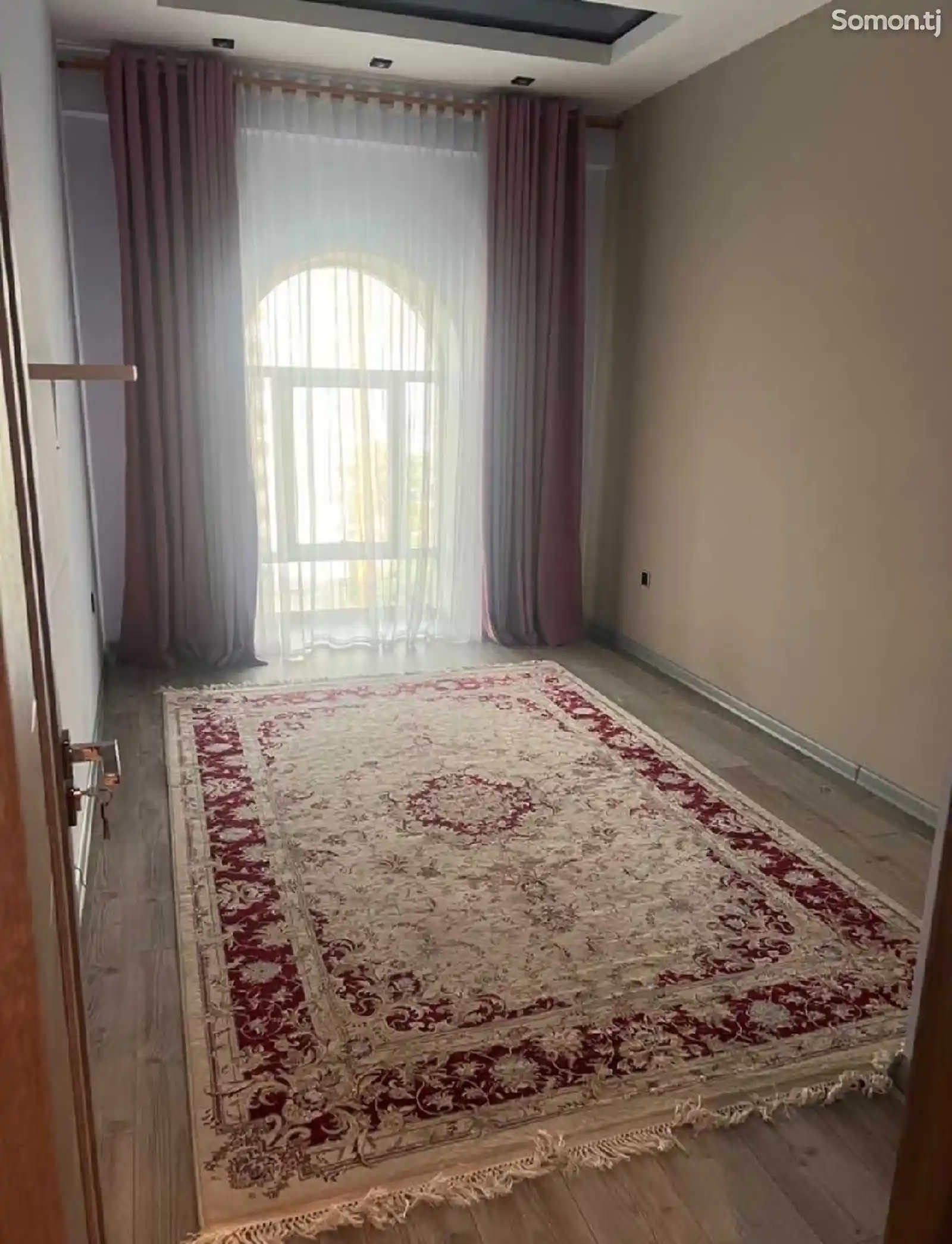 3-комн. квартира, 11 этаж, 110м², Сомони-10