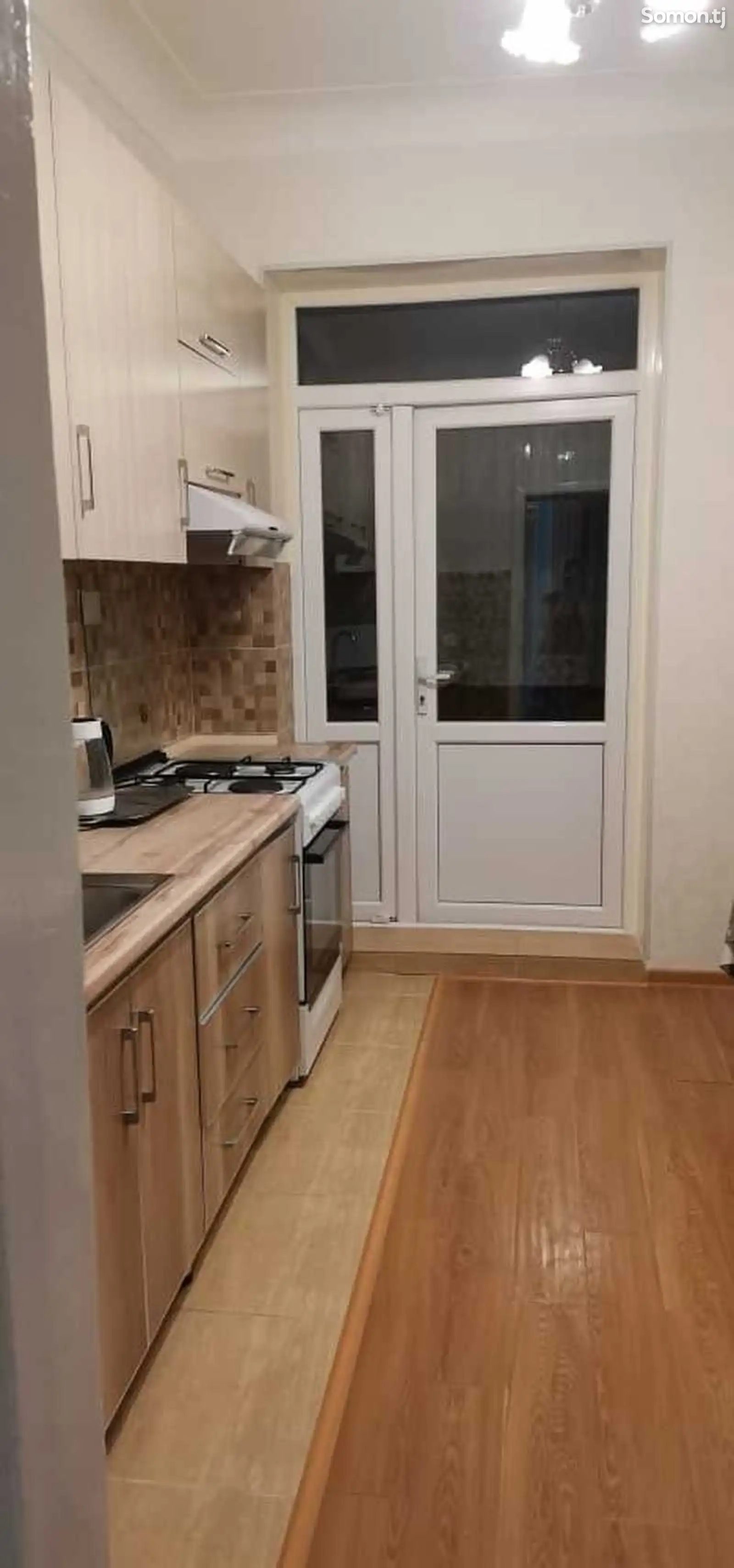 3-комн. квартира, 4 этаж, 120м², Сомони-1