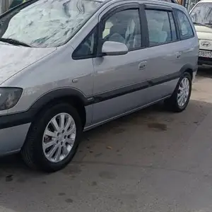 Opel Zafira, 1999