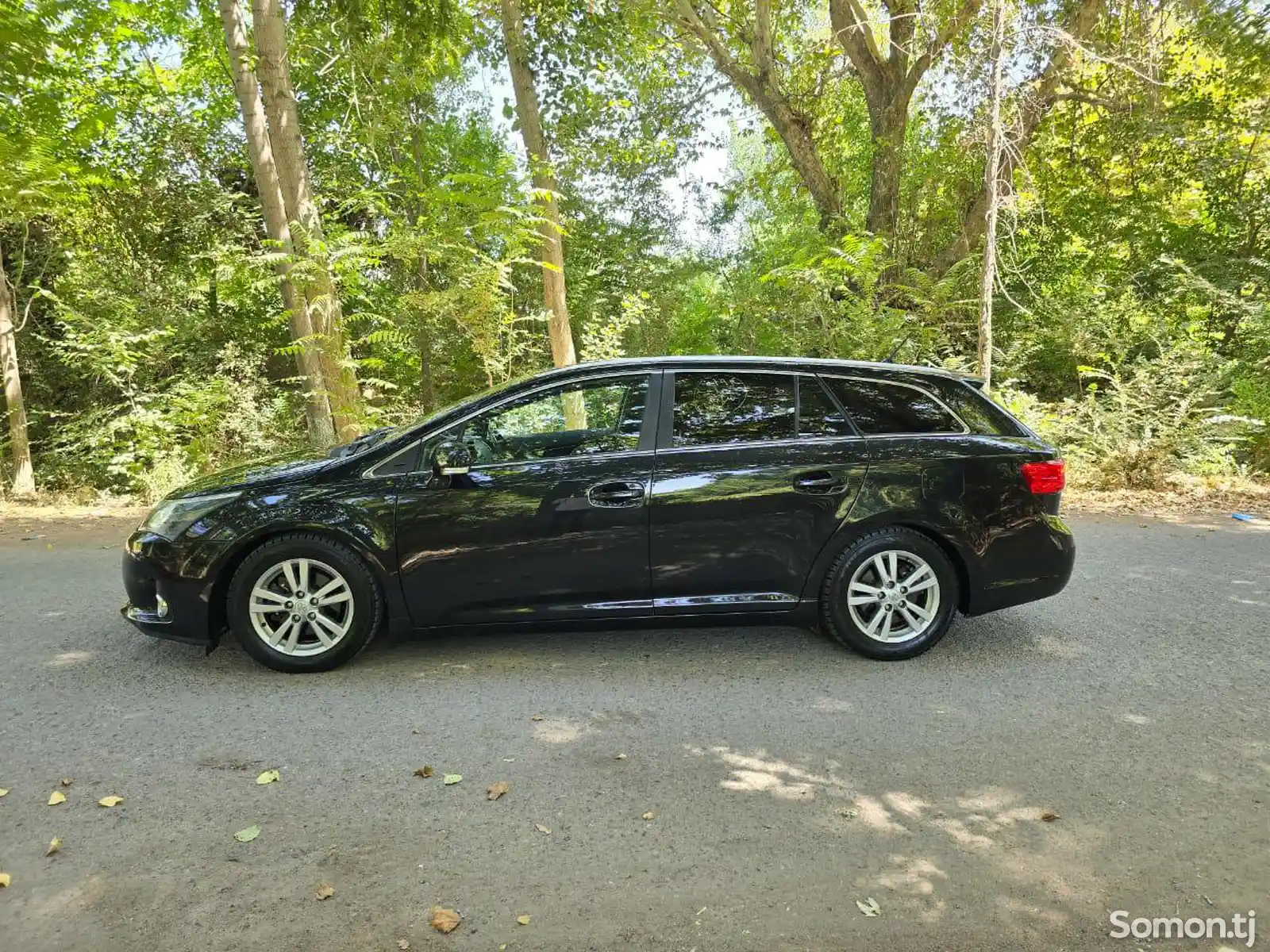 Toyota Avensis, 2014-7