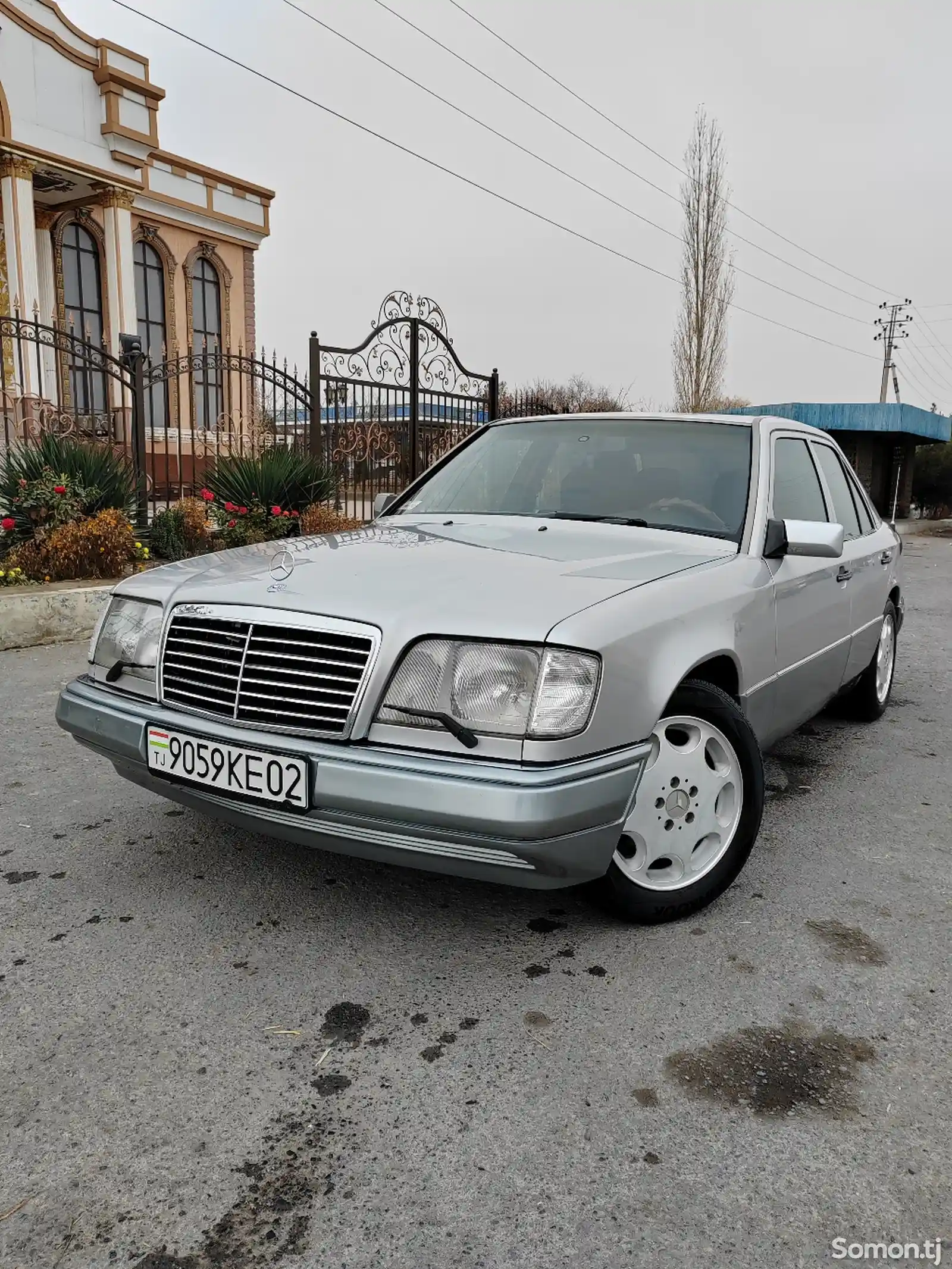 Mercedes-Benz W124, 1995-1