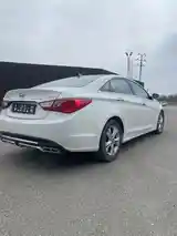 Hyundai Sonata, 2011-4