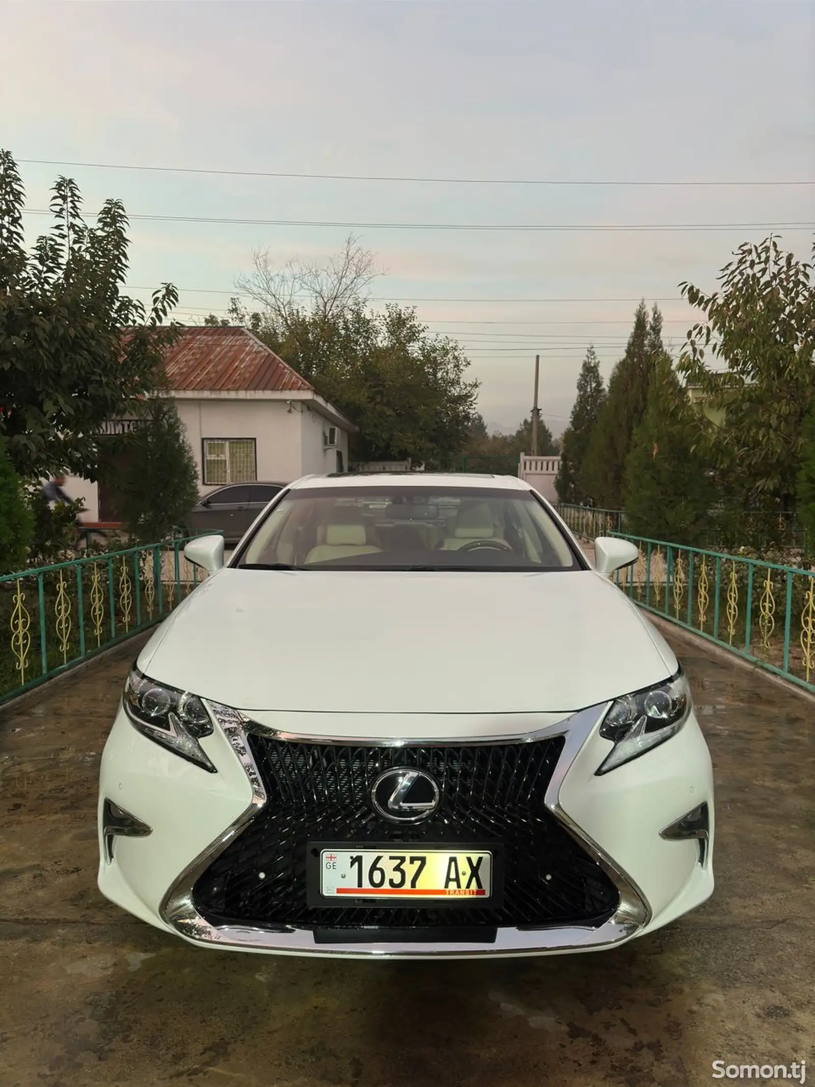 Lexus ES series, 2014-8