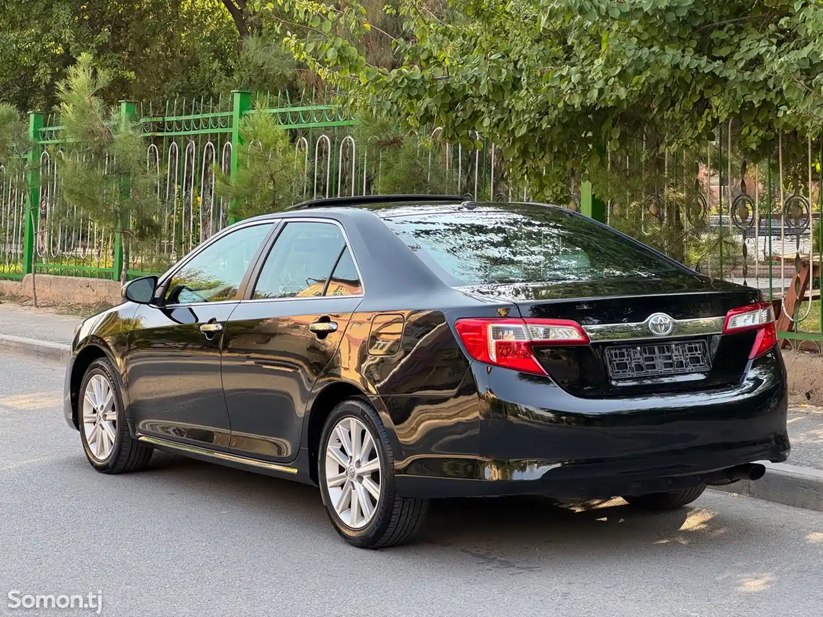 Toyota Camry, 2015-3