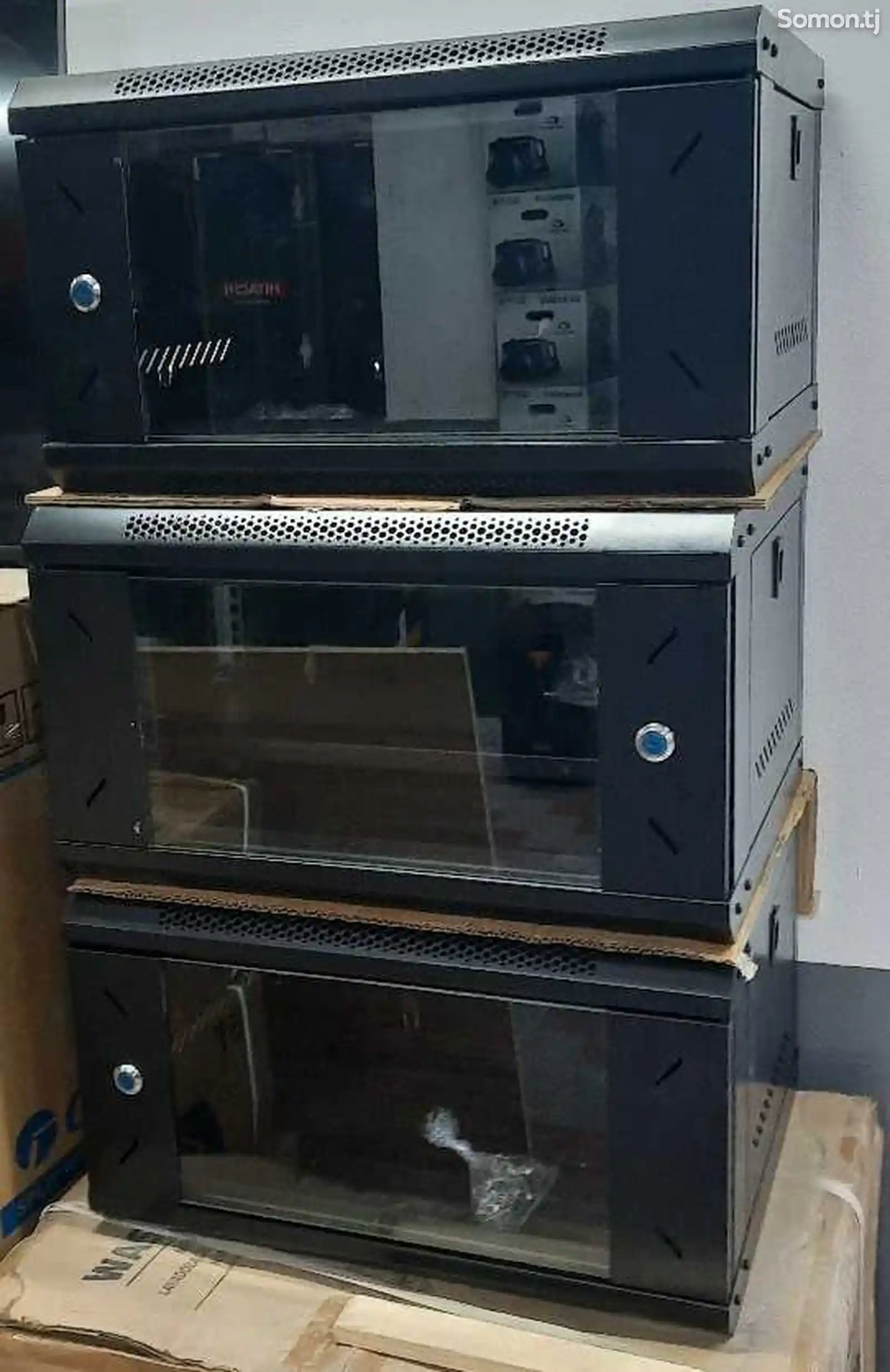 Серверный шкаф 6U