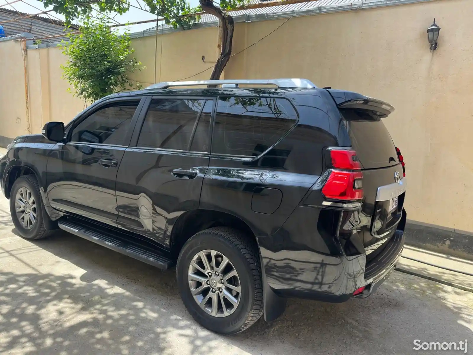 Toyota Land Cruiser Prado, 2019-3