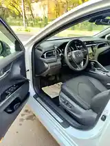 Toyota Camry, 2018-7