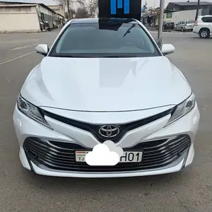 Toyota Camry, 2020