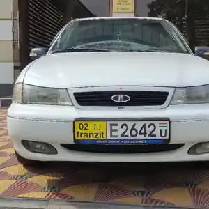 Daewoo Nexia, 1995