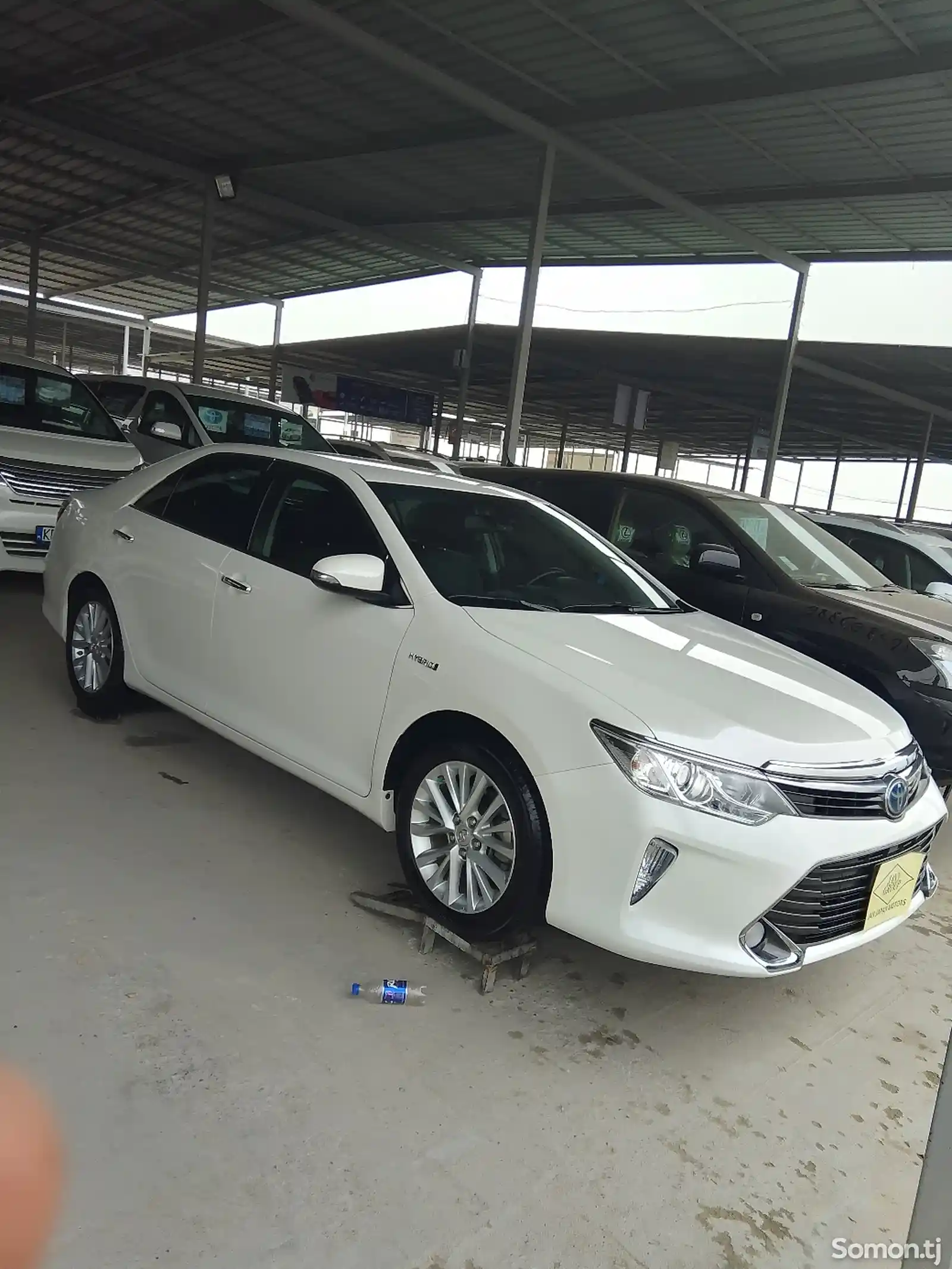 Toyota Camry, 2015-10