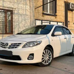 Toyota Corolla, 2013