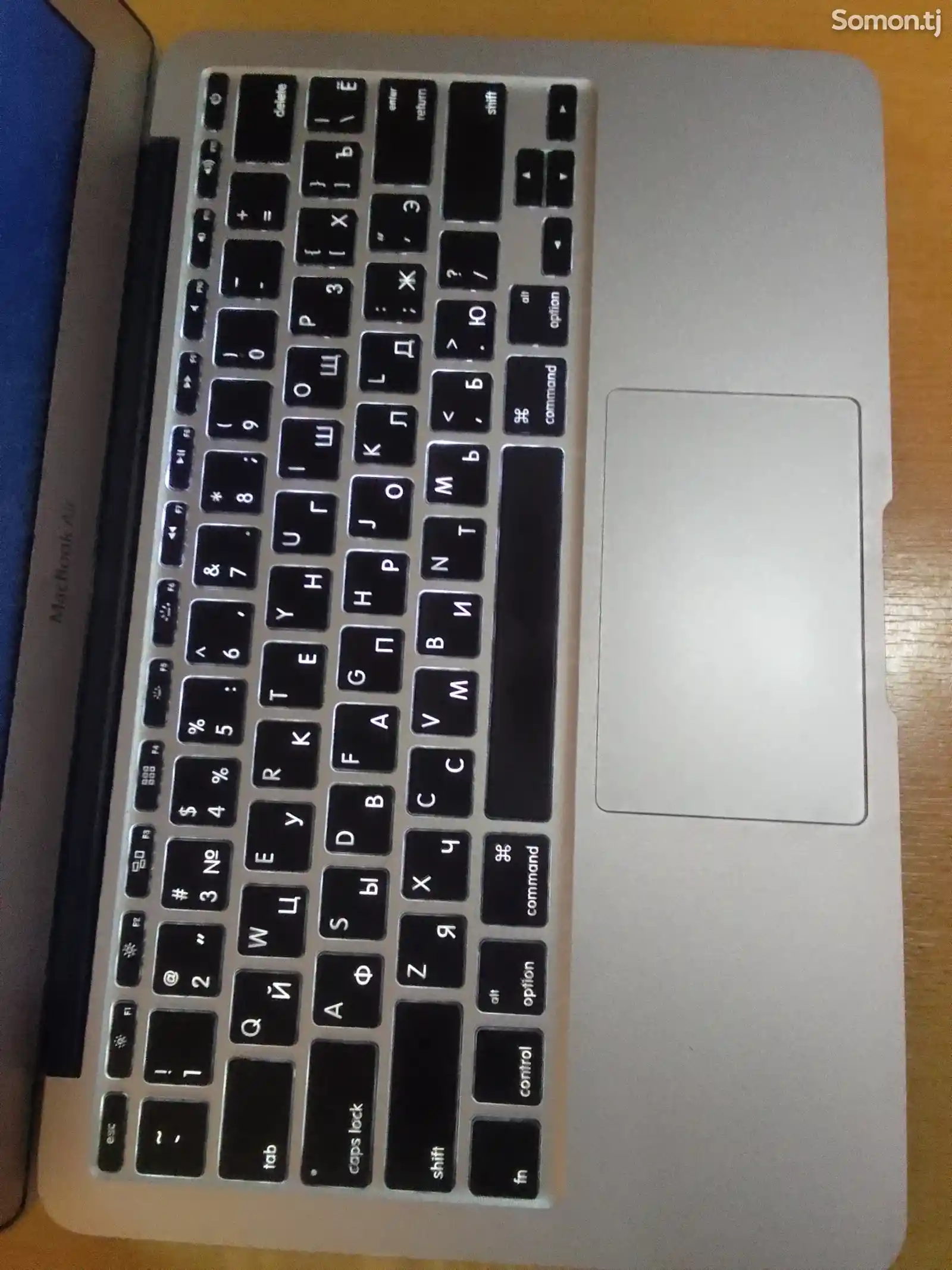 Ноутбук MacBook Air-11