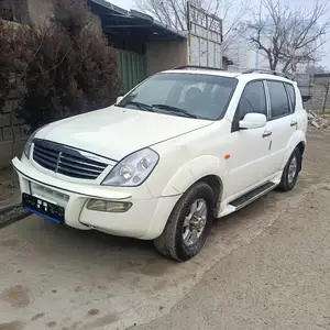 Ssang Yong Rexton, 2003