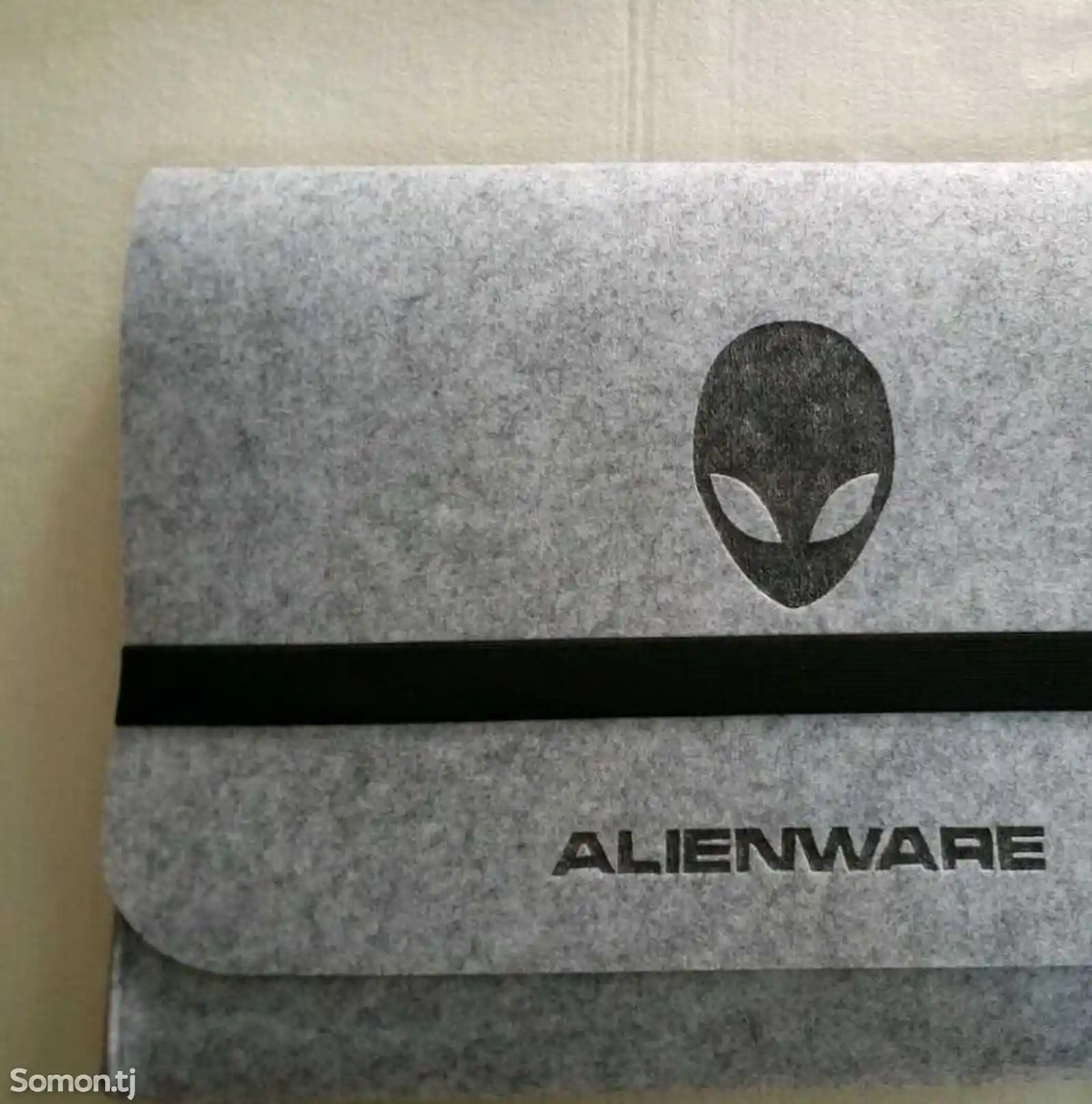 Чехол для ноутбука Alienware-1
