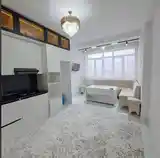 2-комн. квартира, 9 этаж, 70 м², 18 мкр К. Кошона-8