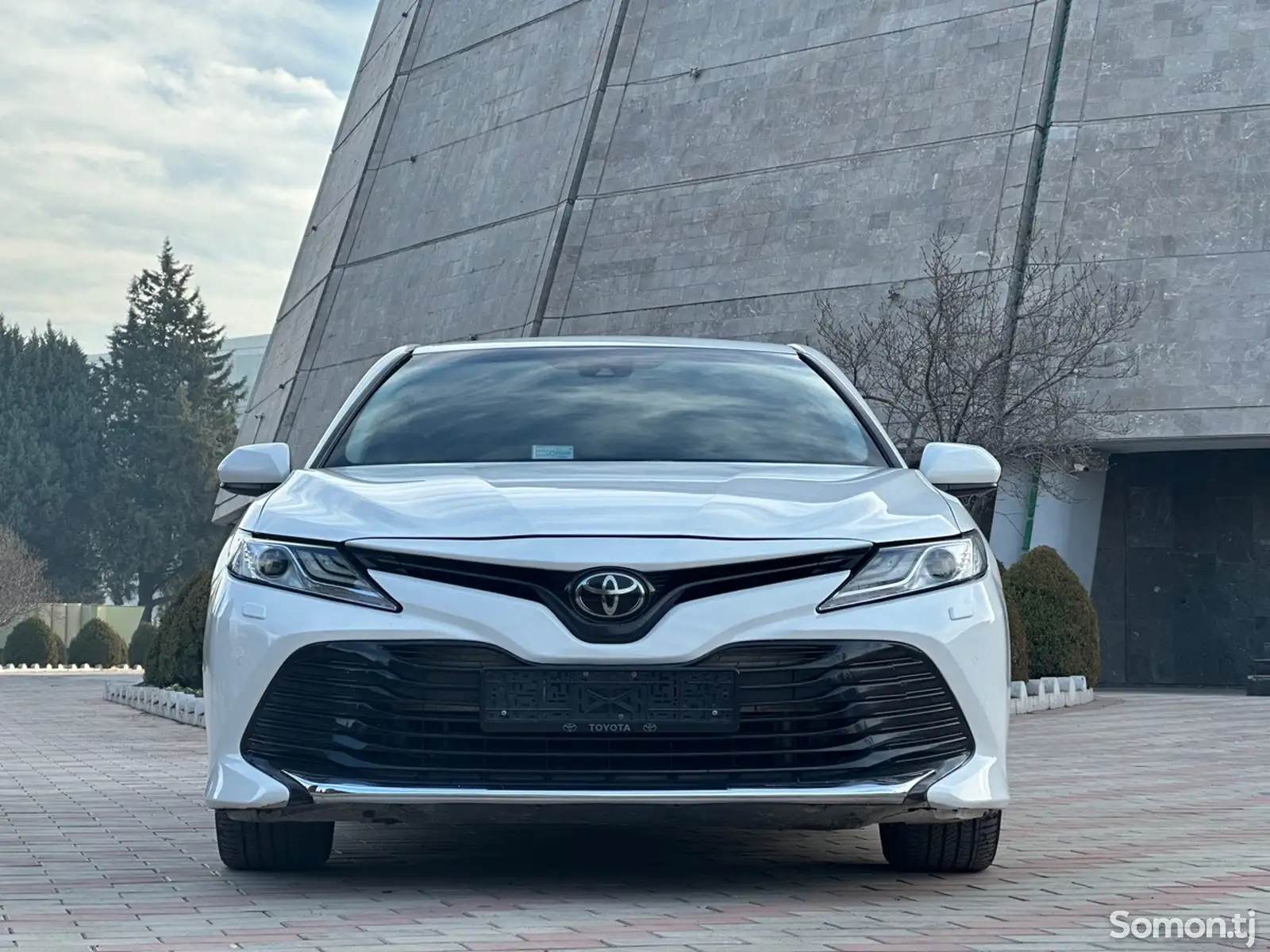 Toyota Camry, 2018-1