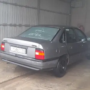 Opel Vectra A, 1991