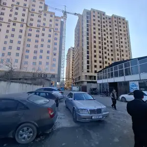 2-комн. квартира, 9 этаж, 83 м², Фирдавси